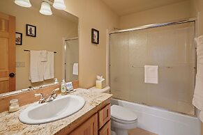 Deer Park Cabin 3 Bedroom Home by RedAwning