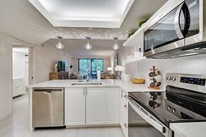 Bonita Springs Condo w/ Community Pool!