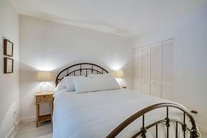 Bonita Springs Condo w/ Community Pool!