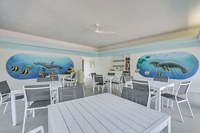 Bonita Springs Condo w/ Community Pool!