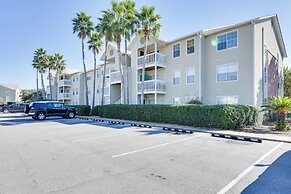 Walk to Golf Course & Beach: Modern Destin Condo