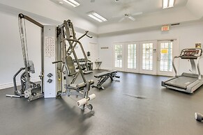 Walk to Golf Course & Beach: Modern Destin Condo