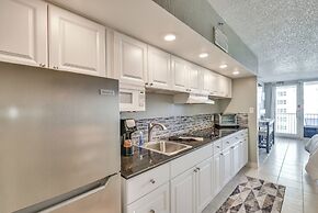 Breezy Daytona Beach Studio w/ Balcony & Views!