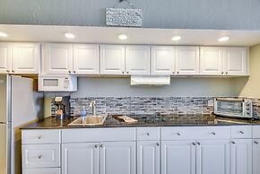 Breezy Daytona Beach Studio w/ Balcony & Views!