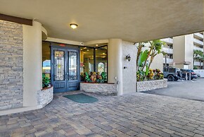 Breezy Daytona Beach Studio w/ Balcony & Views!