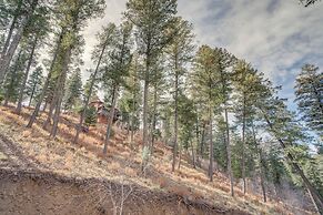 Ruidoso Cabin Retreat w/ Multi-level Deck