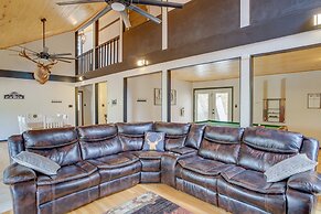 Ruidoso Cabin Retreat w/ Multi-level Deck