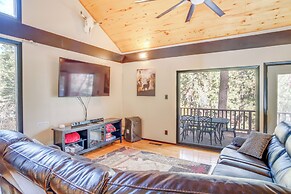 Ruidoso Cabin Retreat w/ Multi-level Deck