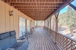 Ruidoso Cabin Retreat w/ Multi-level Deck