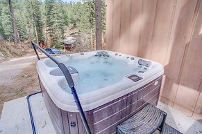 Ruidoso Cabin Retreat w/ Multi-level Deck