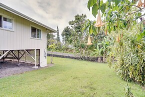 Captain Cook Home on Quiet 3 Acres w/ Fruit Trees