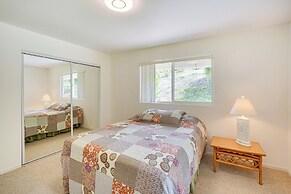 Captain Cook Home on Quiet 3 Acres w/ Fruit Trees