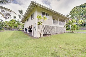 Captain Cook Home on Quiet 3 Acres w/ Fruit Trees