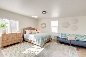 Pet-friendly Cayucos Home: Walk to Public Beach!