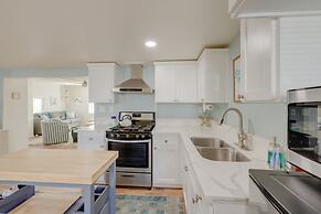 Pet-friendly Cayucos Home: Walk to Public Beach!