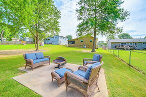 Family-friendly Sand Springs Home ~ 8 Mi to Tulsa!