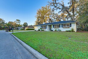 Gainesville Home w/ Fire Pit, 4 Mi to UF Campus!
