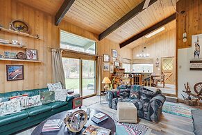 Sunriver Resort Home: Near Skiing, Town & Trails