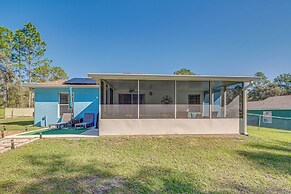Citrus Springs Retreat w/ Grill & Screened Porch!