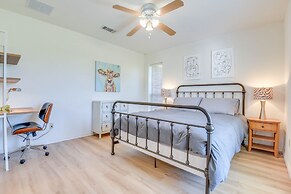 9 Mi to Ray Roberts Lake: Texas Retreat w/ Pool