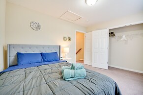 4 Mi to Hpu: Pet-friendly Home w/ Yard!