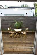 Inviting & Secluded 1BD House w/ Patio - Peckham!