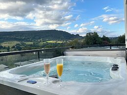 Osprey View Lodge & Hot Tub