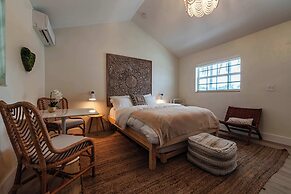 Seahorse Beach Bungalows