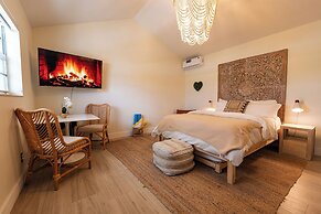 Seahorse Beach Bungalows