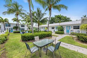 Seahorse Beach Bungalows