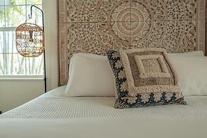 Seahorse Beach Bungalows