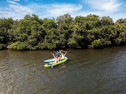 Seahorse Beach Bungalows