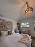 Seahorse Beach Bungalows