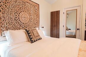 Seahorse Beach Bungalows