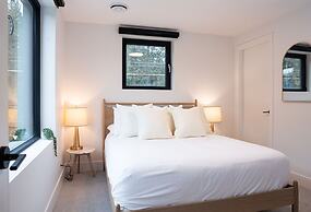 Powder Pines Retreat Revelstoke Vacation