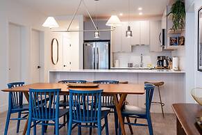 Powder Pines Retreat Revelstoke Vacation