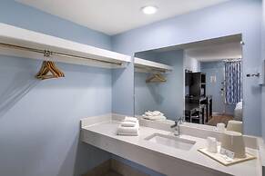 OYO Hotel Cleveland, TN