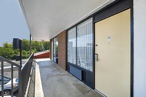 OYO Hotel Cleveland, TN