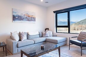 Mountainside Revival Revelstoke Vacations