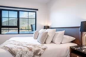 Mountainside Revival Revelstoke Vacations