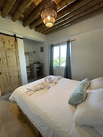 Wander Boutique Hotel