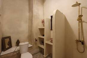 Riad la fayette bed & breakfast