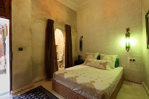 Riad la fayette bed & breakfast