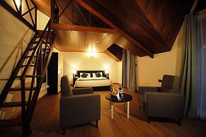 Single Tree Mount Hotel