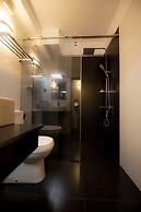 Single Tree Mount Hotel