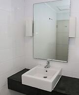 Capital O 93347 Glodok Inn By NAM Near Glodok Plaza