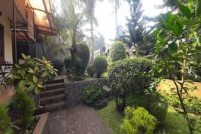 OYO 93358 Sukamulya Homestay