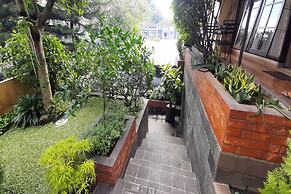 OYO 93358 Sukamulya Homestay