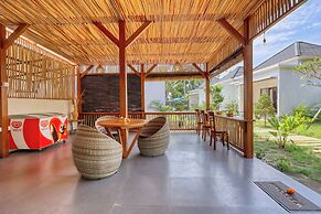 Kelingking Tatakan Bungalow