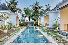 Kelingking Tatakan Bungalow